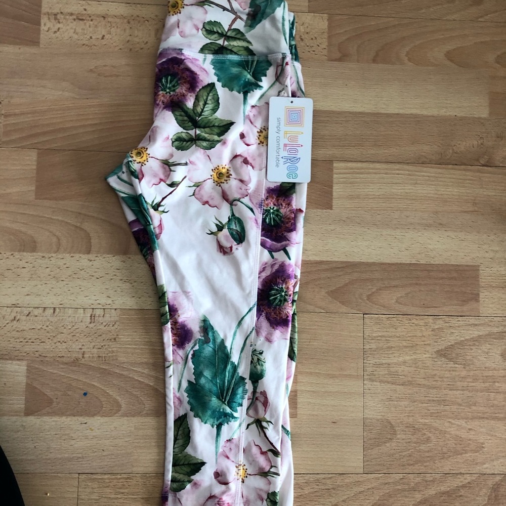 LuLaRoe Jade Fitness Leggings